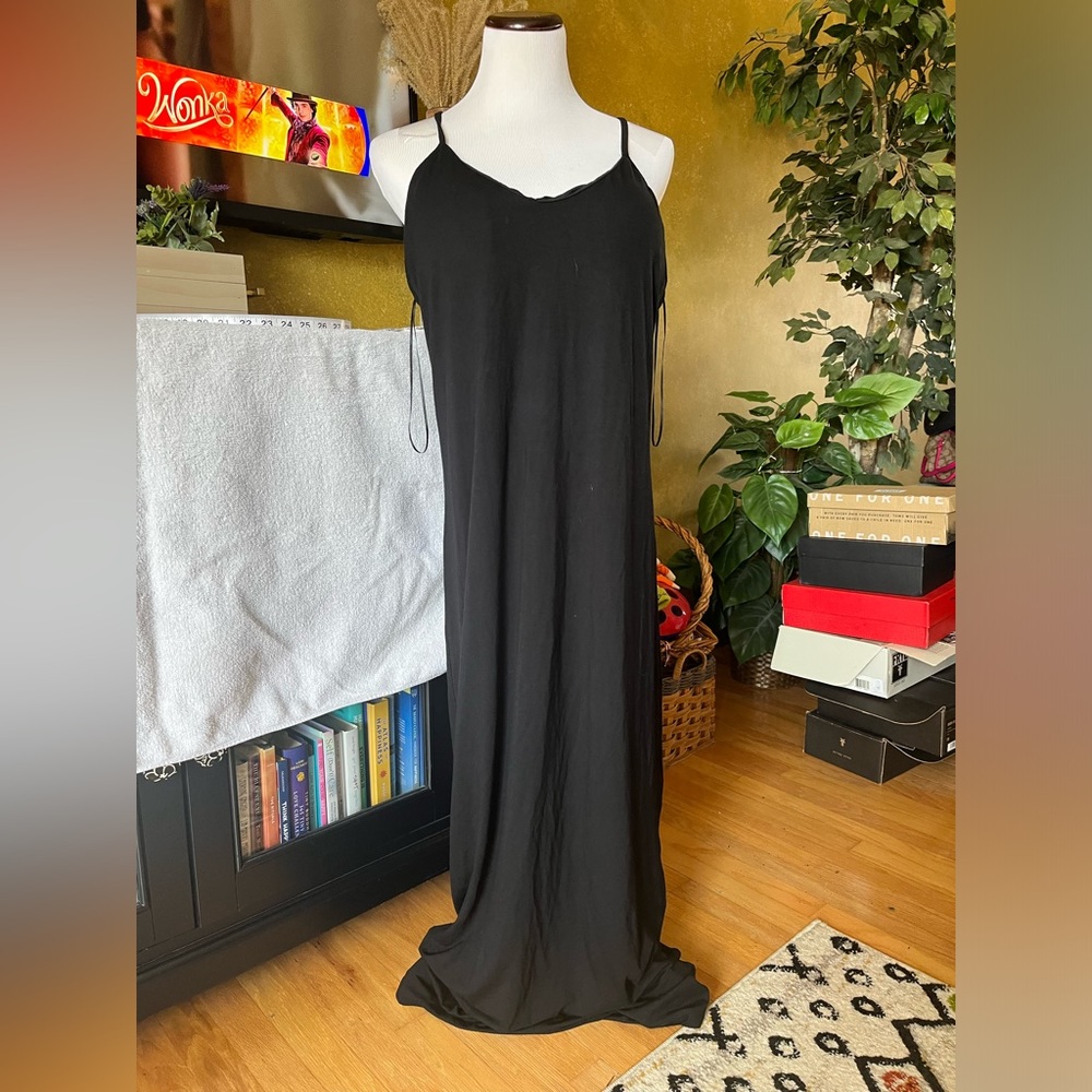 Fabletics Evelyn Built-In Bra Strappy Maxi Dress black size XL
